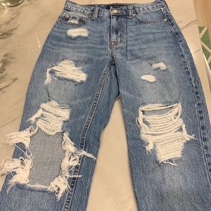 Aeropastle ripped mom jeans